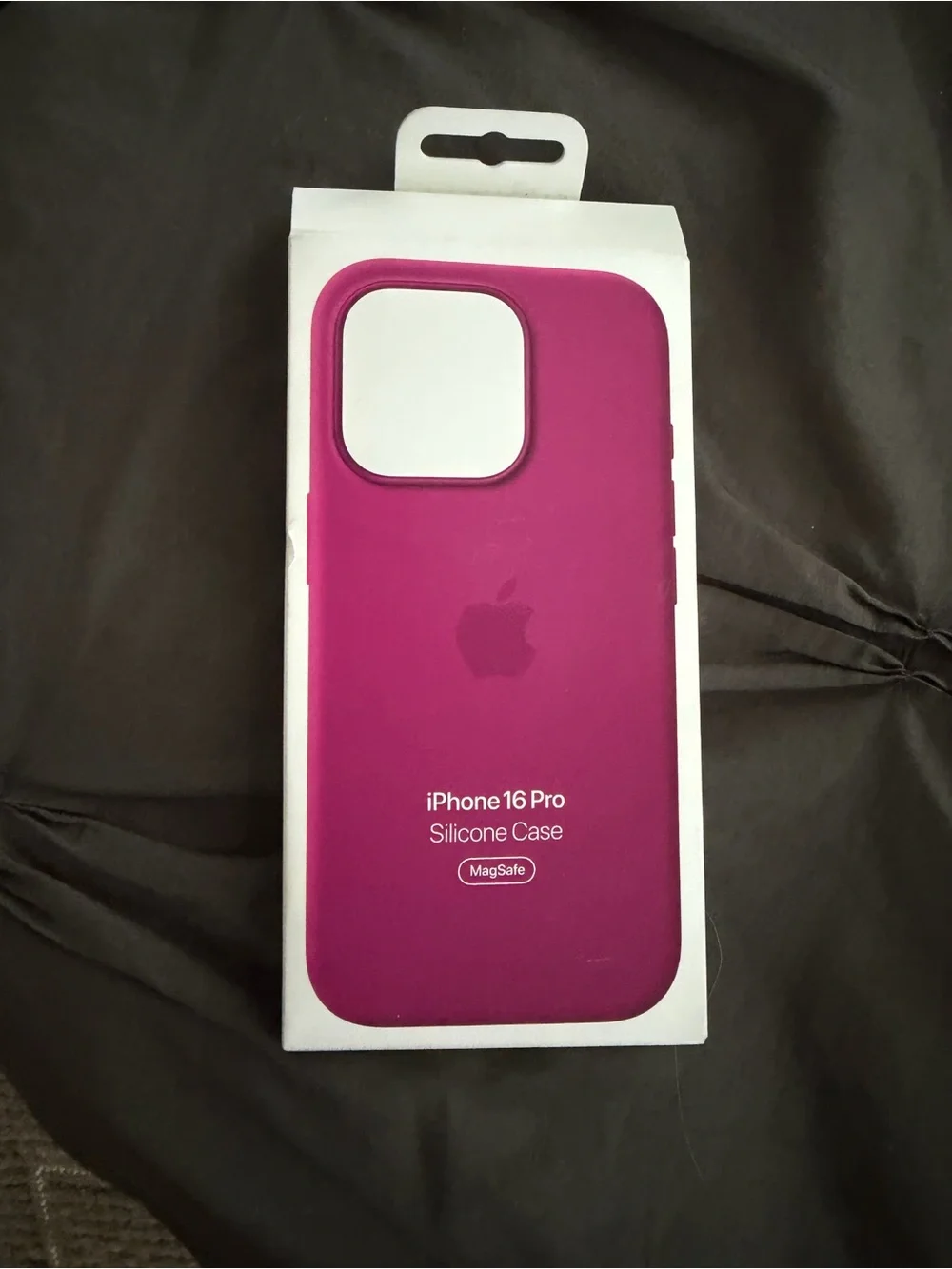 Apple iPhone 16 Pro Silicone Case - Magenta Pink